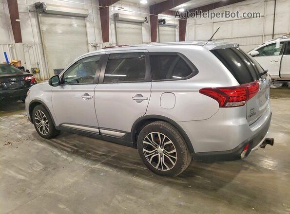 JA4AZ3A38GZ019013 2016 MITSUBISHI OUTLANDER Gray 