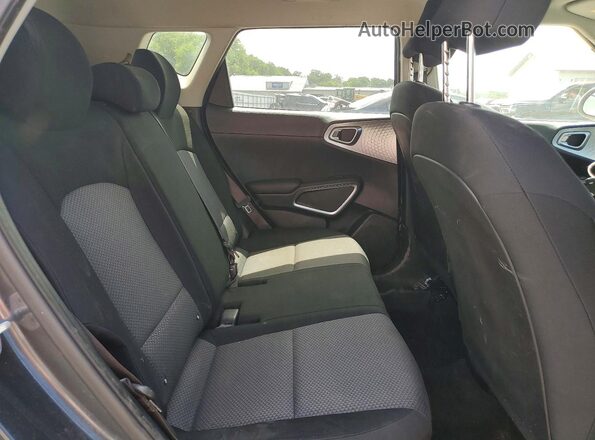 KNDJ23AU1L7044666 2020 KIA SOUL Gray 
