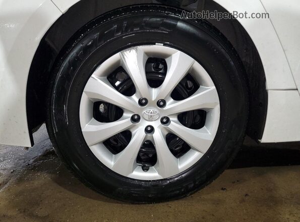 5YFB4MDE3RP132800 2024 TOYOTA COROLLA Белый 