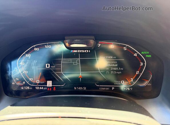 WBAFY4C55KBJ98967 2019 BMW M8 Blue Սարքավորումների վահանակի տեսք
