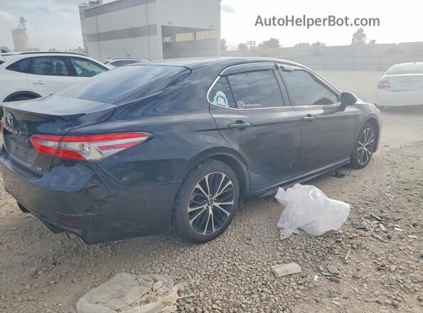 4T1B11HK1JU101975 2018 TOYOTA CAMRY Black Передня права чверть