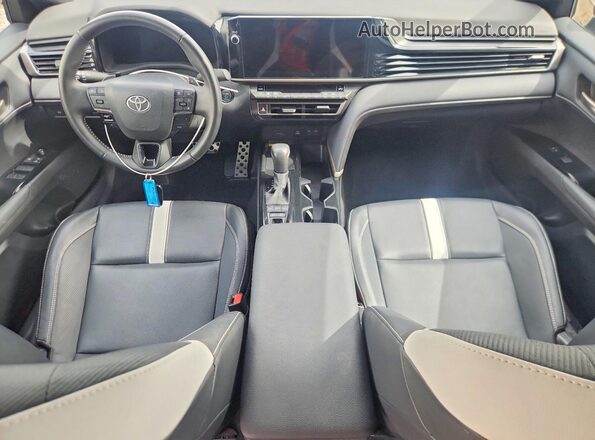 4T1DAACK6SU597521 2025 TOYOTA CAMRY Gray Widok zestawu wskaźników