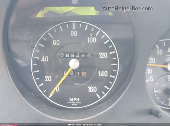 10704412019450    1974 MERCEDES-BENZ 450 SL C Light Blue 