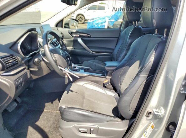 JA4ATWAA7RZ077697 2024 MITSUBISHI ECLIPSE Серебряный Вид панели приборов