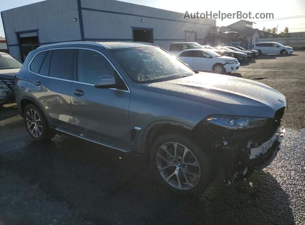 5UX13EU05T9065654 2026 BMW X5 Silver 