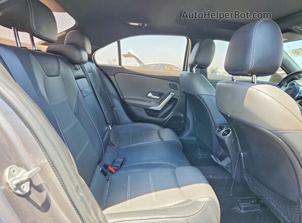 WDD3G4EB2KW000906 2019 MERCEDES-BENZ A Серый Вид задней части салона