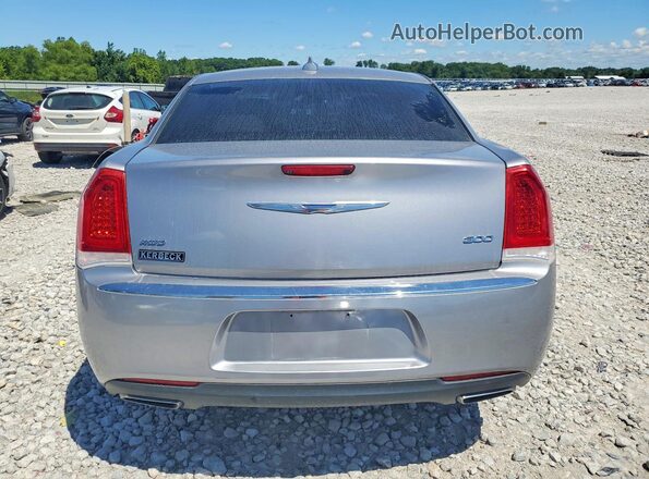 2C3CCAKG2JH165117 2018 CHRYSLER 300 Silver Vista interior delantera