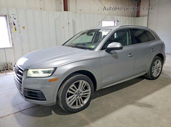 WA1BNAFY8J2239065 2018 AUDI Q5 Silver 