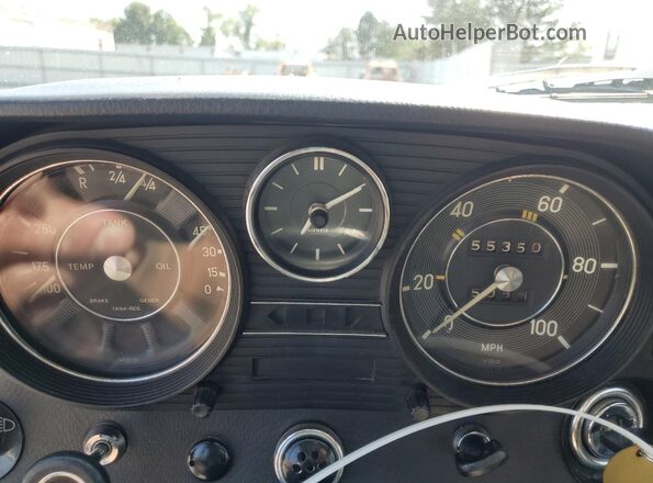 11511012102532 1970 MERCEDES-BENZ 220D Белый Вид щитка приборов