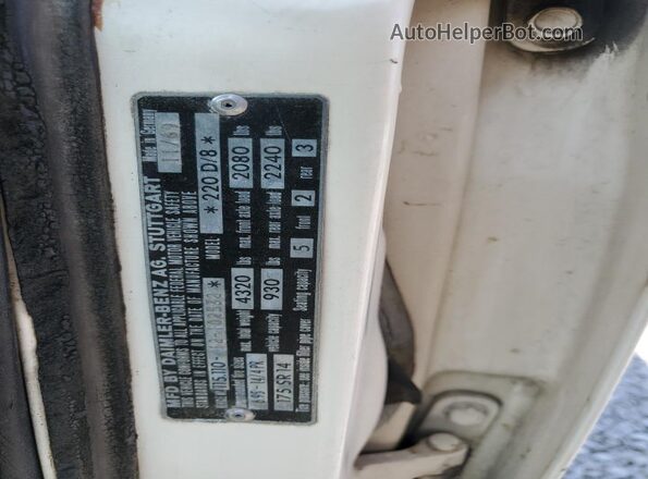 11511012102532 1970 MERCEDES-BENZ 220D Белый Вид наклейки с VIN-кодом