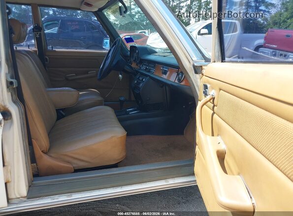11511412044949    1976 MERCEDES-BENZ 300 Белый 