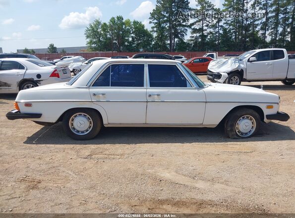 11511412044949    1976 MERCEDES-BENZ 300 Белый 