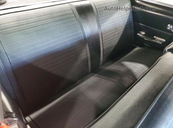 115377W115571 1967 CHEVROLET NOVA Red Rear seats view