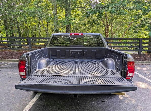 1C6RR6GT6GS143623 2016 RAM 1500 Gray Vista interior delantera