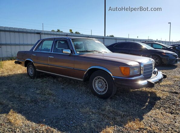 11612012008559 1979 MERCEDES-BENZ 300 Коричневый 