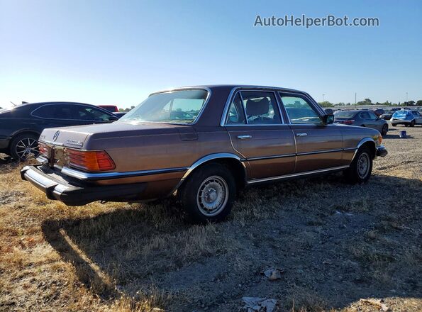 11612012008559 1979 MERCEDES-BENZ 300 Коричневый 