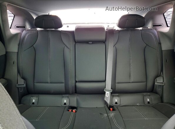 3GYK3EMR6SS198417 2025 CADILLAC OPTIQ Silver უკანა სალონის ხედი
