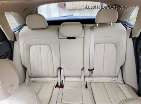 WA1BNAFY9J2002973 2018 AUDI Q5 Black Vista interior trasera