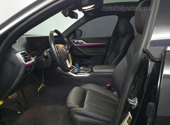 WBY73AW05PFN48939 2023 BMW I4 Black Widok wnętrza z tyłu