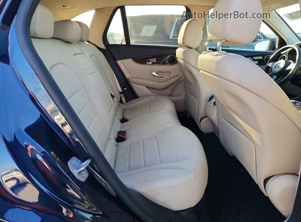 WDC0G4KB8HF142259 2017 MERCEDES-BENZ GLC-CLASS Blue Widok komory silnika