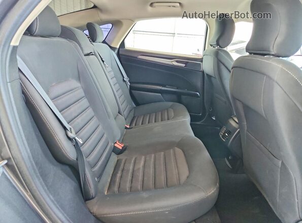 3FA6P0HD8JR137045 2018 FORD FUSION Gray უკანა სალონის ხედი