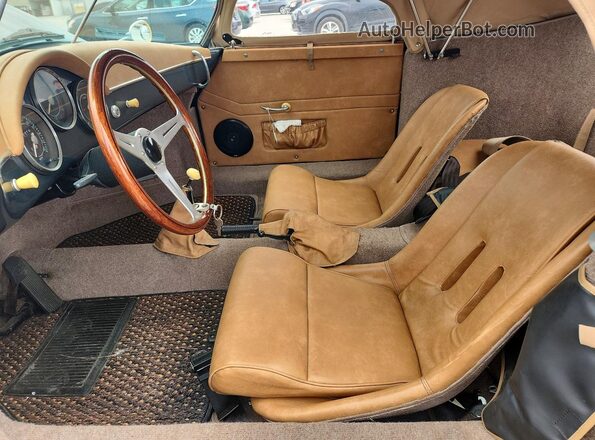 118988888 1968 PORSCHE SPEEDSTER Бирюзовый Вид салона спереди