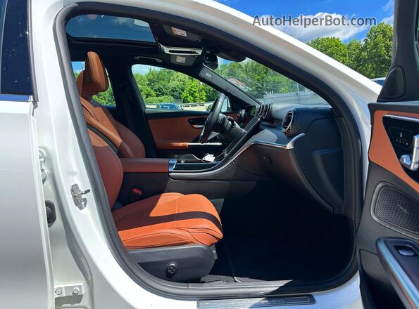 W1KAF4HB5SR283368 2025 MERCEDES-BENZ C-CLASS Белый Вид щитка приборов