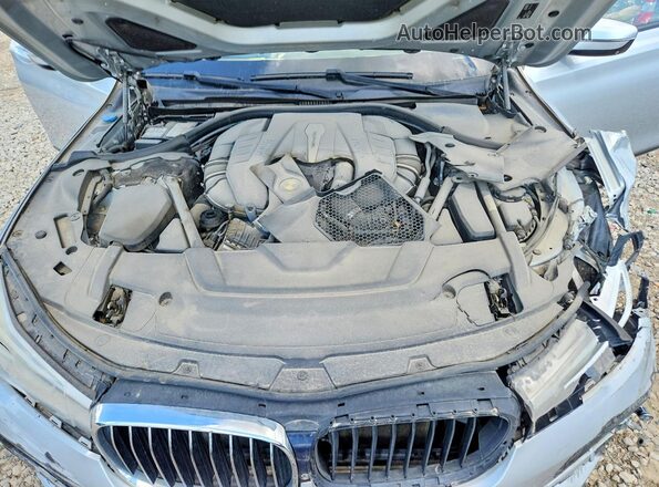 WBA7F2C55GG419198 2016 BMW 7 SERIES Silver Вид підкапотного простору