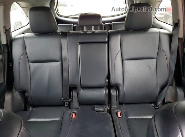 5TDJZRFH9KS614878 2019 TOYOTA HIGHLANDER Black Rear interior view