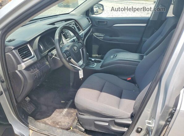 5TDZZRFH1KS292790 2019 TOYOTA HIGHLANDER Silver Vista del salpicadero