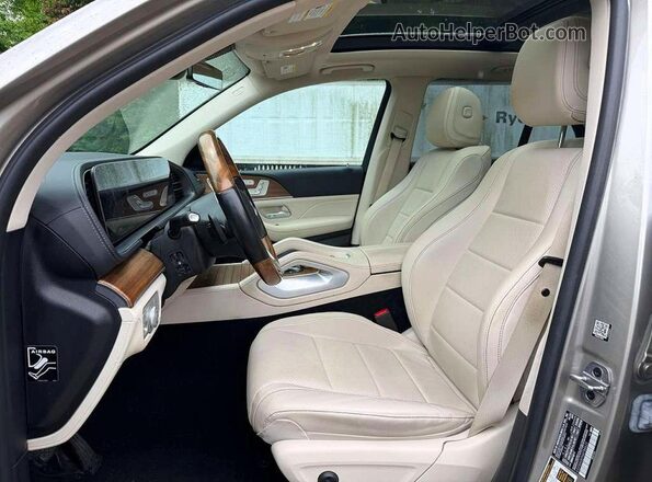 4JGFB4KB9NA784623 2022 MERCEDES-BENZ GLE Silver Սալոնի դիմացի տեսք