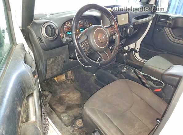 1C4BJWDG7HL739229 2017 JEEP WRANGLER Белый Вид щитка приборов