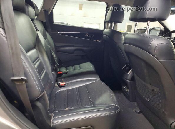5XYPH4A58KG441462 2019 KIA SORENTO Gray Vista del compartimento del motor
