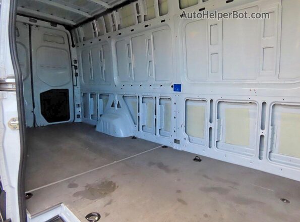 W1Y40CHY3MT057659 2021 MERCEDES-BENZ SPRINTER White Вид салону спереду