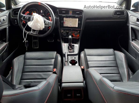 3VW6T7AU5MM002435 2021 VOLKSWAGEN GTI Red ხელსაწყოთა პანელის ხედი
