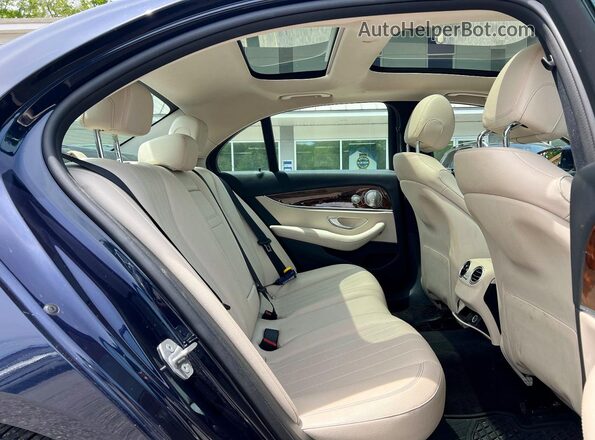 WDDZF4KB8HA132821 2017 MERCEDES-BENZ E Blue Вид ззаду