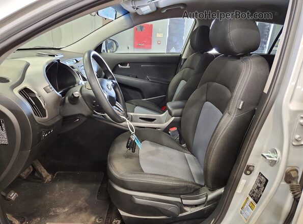 KNDPBCAC8G7832304 2016 KIA SPORTAGE Silver წინა პანელის ხედი