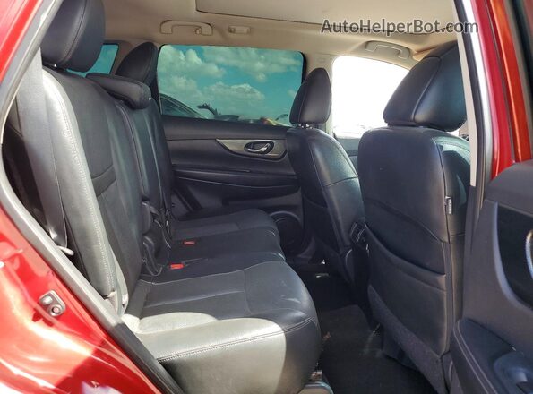 5N1AT2MVXGC732900 2016 NISSAN ROGUE Red Rear interior view