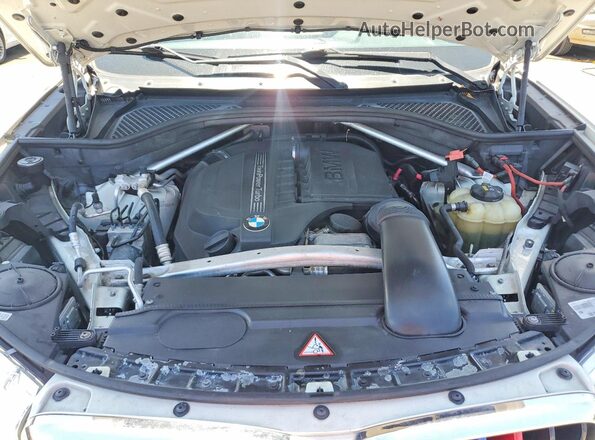 5UXKR0C52G0P26232 2016 BMW X5 White VIN კოდის სტიკერის ხედი