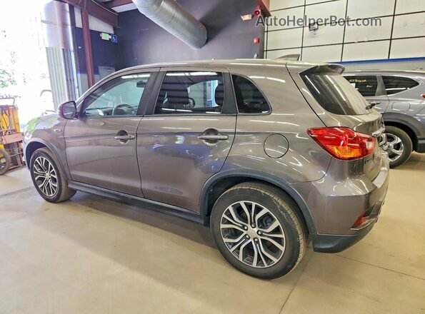 JA4AR3AU1JZ029625 2018 MITSUBISHI OUTLANDER Серый 
