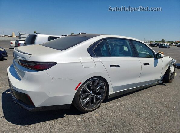 WBA33EJ06RCR05870 2024 BMW OTHER White Przód prawy
