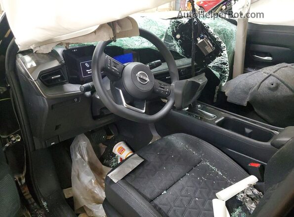 3N8AP6CA1SL388972 2025 NISSAN KICKS Black 