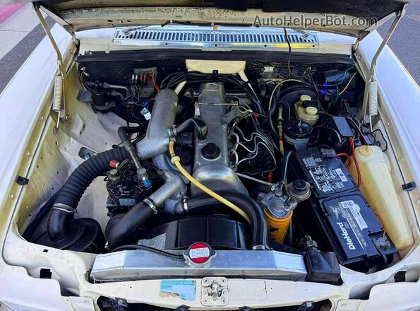 11511412003948 1975 MERCEDES-BENZ 300 White წინა პანელის ხედი