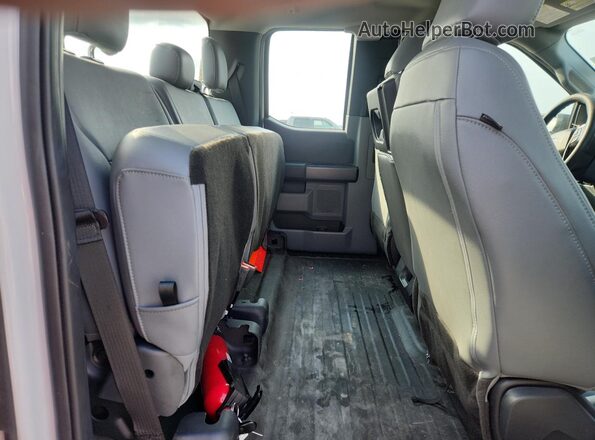 1FTEX1EP1MFC69320 2021 FORD F150 White Rear interior view