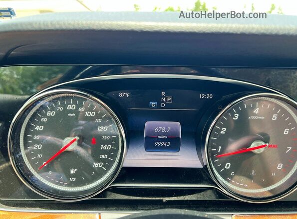 WDDZF4KB8HA132821 2017 MERCEDES-BENZ E Blue Вид панелі приладів