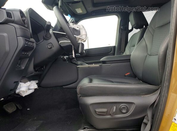 JTEABFAJ5SK047648 2025 TOYOTA LAND Золотой Вид панели приборов