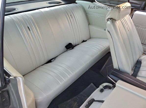 136370L163779 1970 CHEVROLET CHEVELLE Silver უკანა სავარძლების ხედი