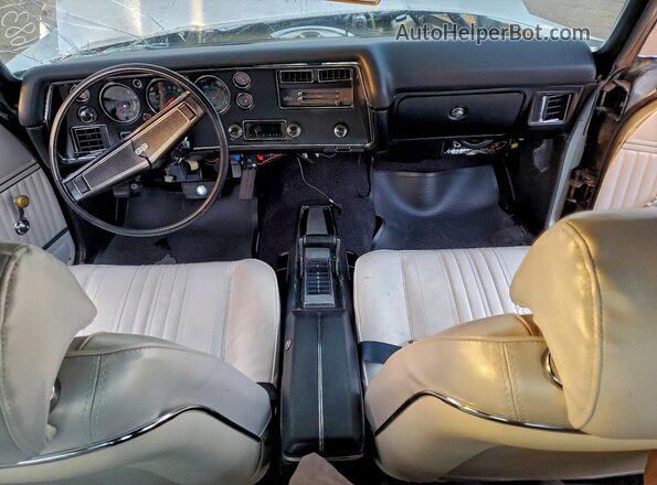136370L163779 1970 CHEVROLET CHEVELLE Silver წინა პანელის ხედი