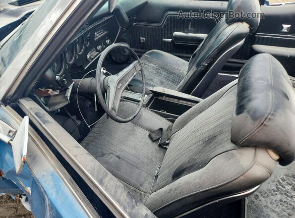 136670B122821 1970 CHEVROLET CHEVELLE Blue Widok wnętrza z przodu