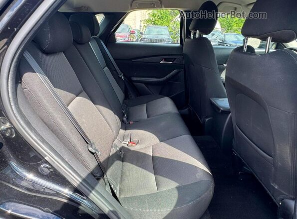 3MVDMBAL8MM260738 2021 MAZDA CX30 Black Widok z tyłu